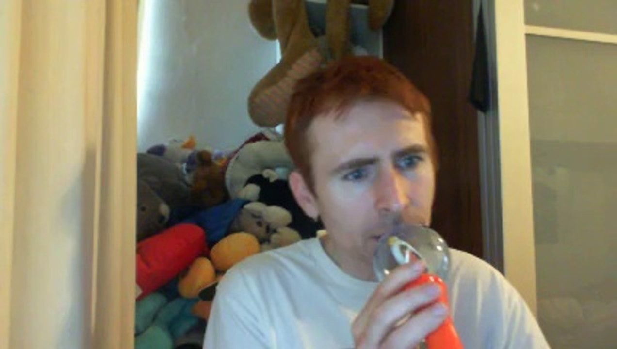 Wiwi égratigne "silenced by the night" de Keane