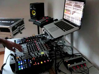 Percussion Mix (Xone 92, Kontrol X1mk2, KP3, Traktor)