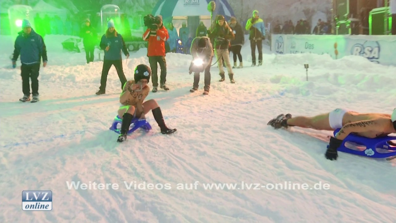 Nackte Tatsachen in Altenberg