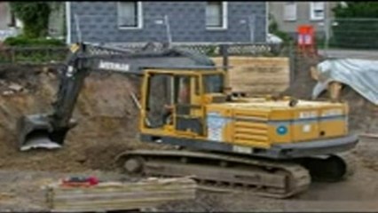 Volvo EC200 AKERMAN Excavator Service Parts Catalogue Manual INSTANT DOWNLOAD – SN: 2101 - 2759