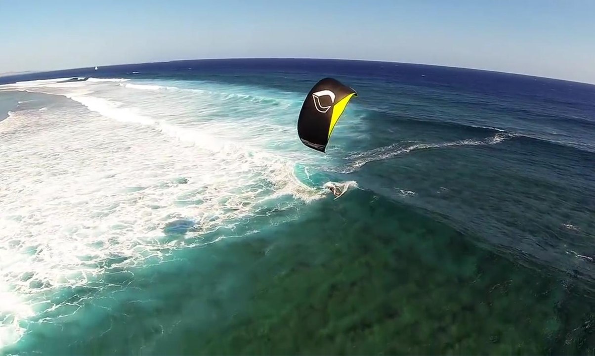 Kitesurfing Namotu Island, Fiji - Kitesurf