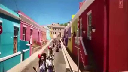 Yaariyan movie song 2014 aj blue hai pani pani.