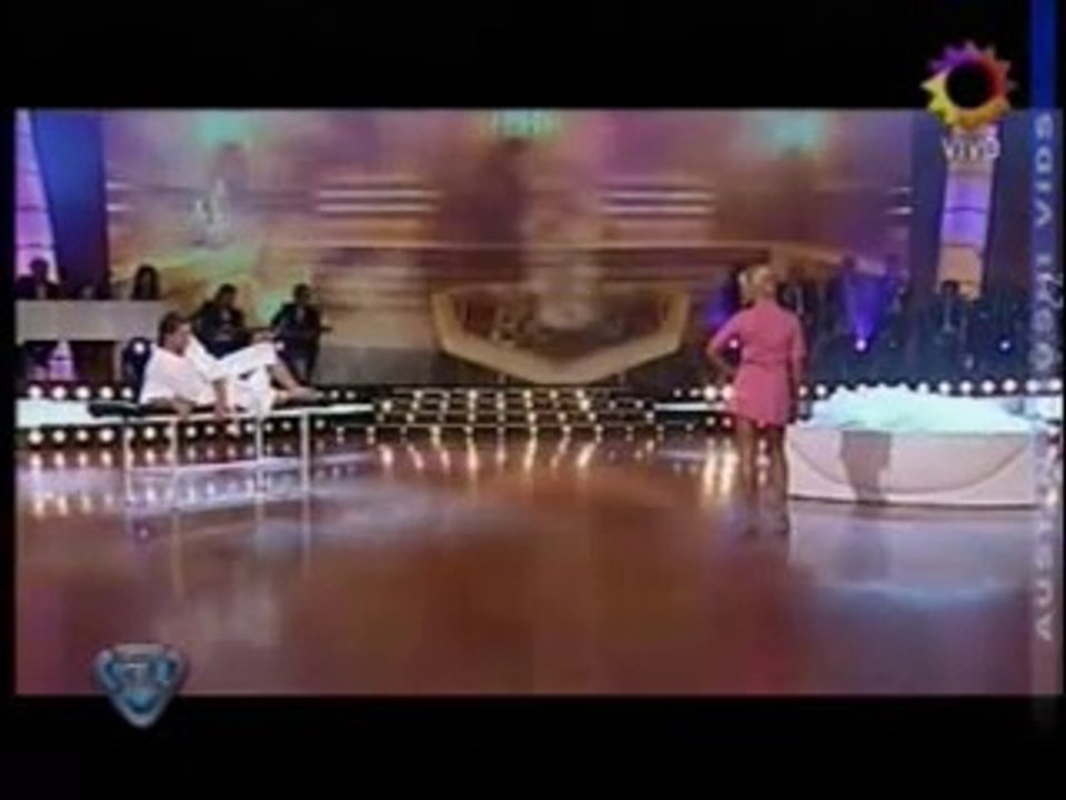 Monica Farro - Hot and sexy stripdance ( must Watch )