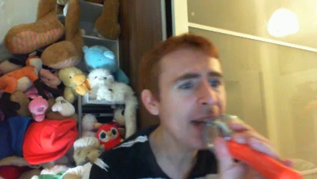 Wiwi égratigne un angelo disteso al sole d'Eros Ramazotti