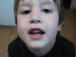 Kid's adorable take on 'Let me take a selfie'