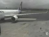 CCTV footage of teen stowaway exiting plane in Maui