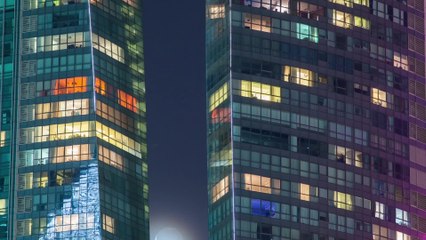Stunning time-lapse featuring Singapore at night