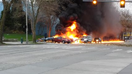 News Helicopter Crash Near Seattle Space Needle