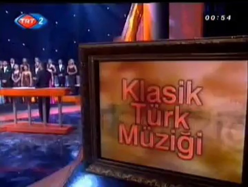 TRT TSM KORO-Yollarına Gül Döktüm Gelir De Geçer Diye