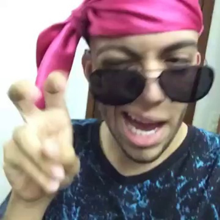 Quando_sua_ma_e_insiste_que_voce_ta_namorando_uma_amigao