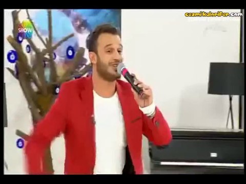 Canlı Yayında Bonzai Şarkısı Söylemek - Show TV