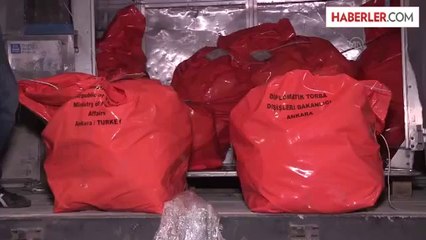 Yurtdışında kullanılan oylar Türkiye'ye getirildi (1) -