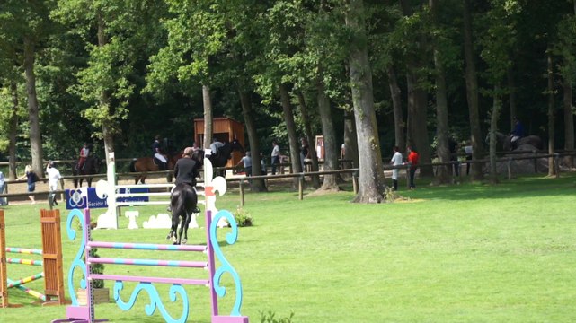 AMBRE D'ELINCOURT AU CIR COMPIEGNE 5 8 2014