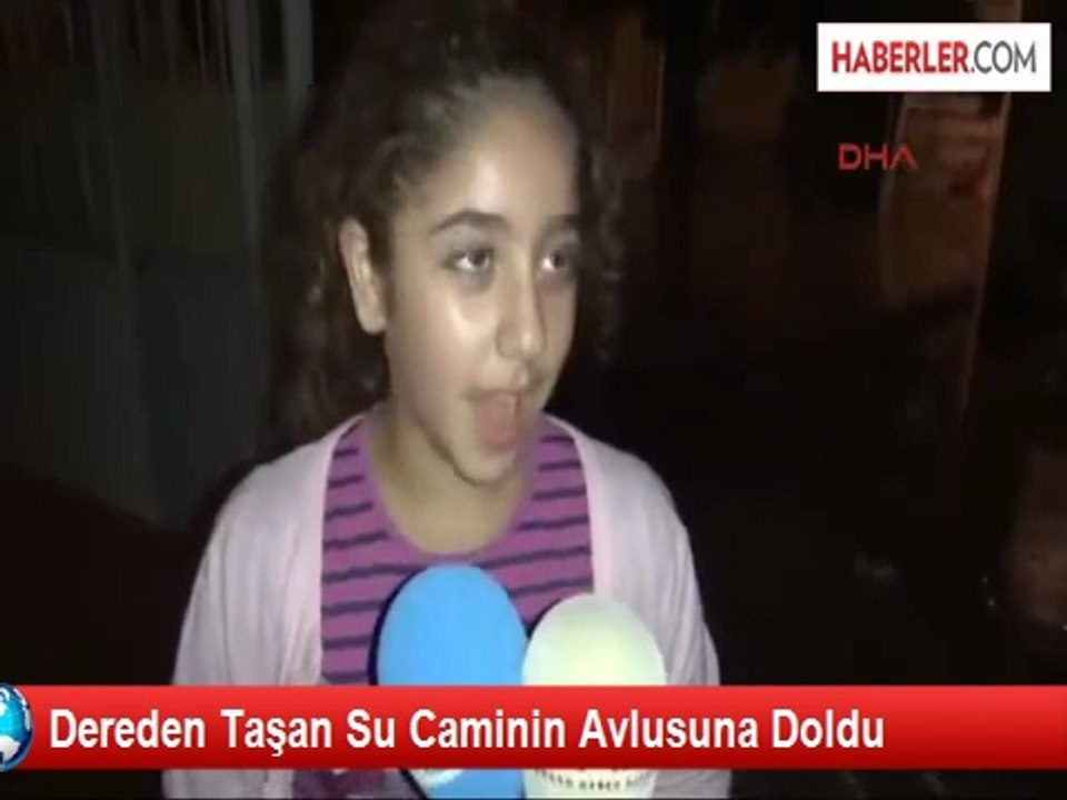 Adana'da Dereden Taşan Su Caminin Avlusuna Doldu