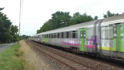 LE TRAIN 3837 NANTES TOULOUSE QUITTE LA ROCHE SUR YON
