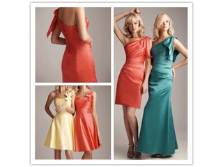 How nice the Bridesmaid dresses are!
