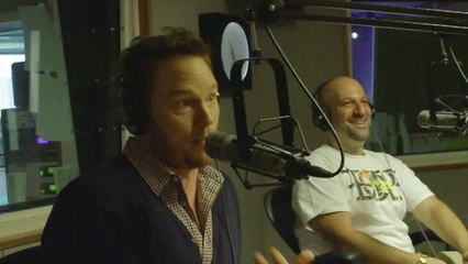 Скачать видео: So funny Chris Pratt singing Eminem's Forgot About Dre Rap song!