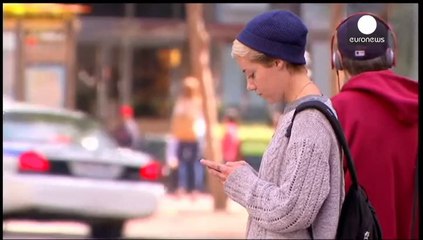 Apple and Samsung drop legal tussles outside United States