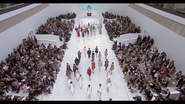 Le making of de la collection haute couture automne-hiver 2014-2015 de Chanel