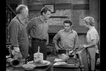 The Real Mccoys - s01e03 - Grandpa Sells His Gun