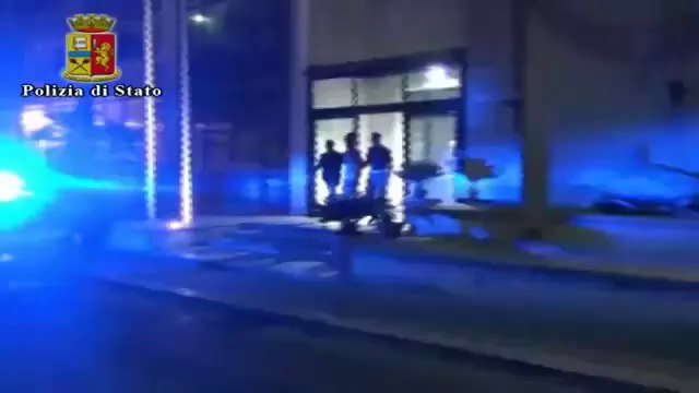 Montalbano (ME) - Arrestato tunisino per violenza sessuale sulla spiaggia (05.08.14)