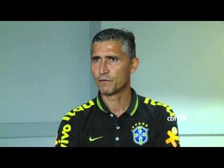 No grupo da morte, Brasil tem bola parada como arma no Mundial