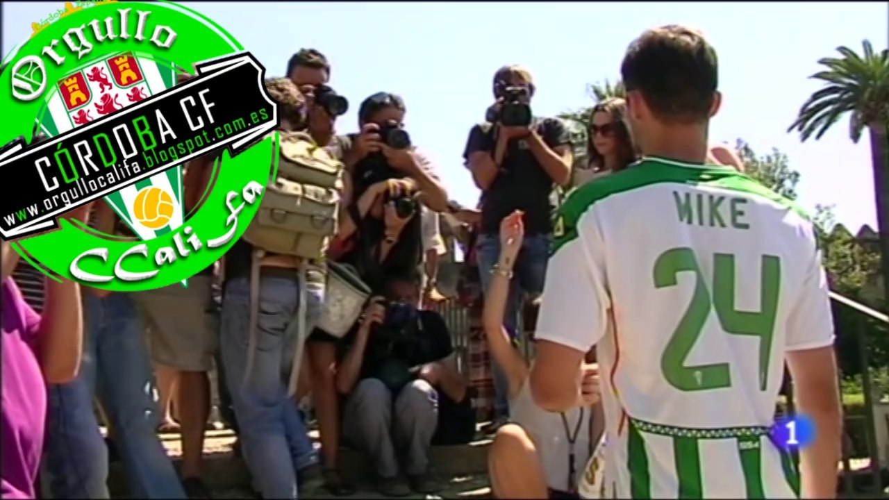 Presentación de Mike Havenaar como jugador del CCF