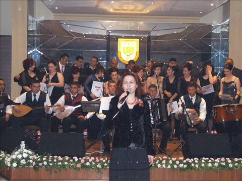 YILDIZ DEMİRKOL SAVAŞ-yıldızlıtürküler-DARACIK SOKAKLARI DUMAN BÜRÜDÜ