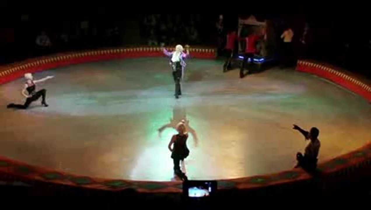Eva_MAGIC_SHOW_Kiev_2014