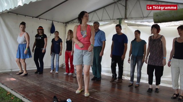 Lorient. Cours de claquettes irlandaises au Fil