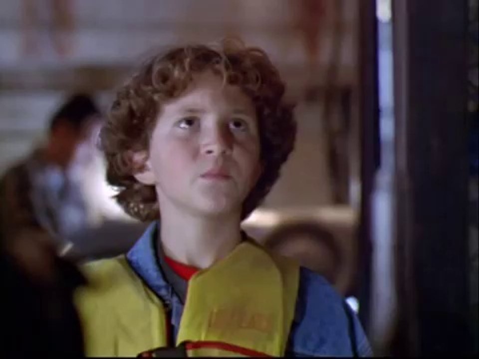 Free Willy 3 - (1997) trailer