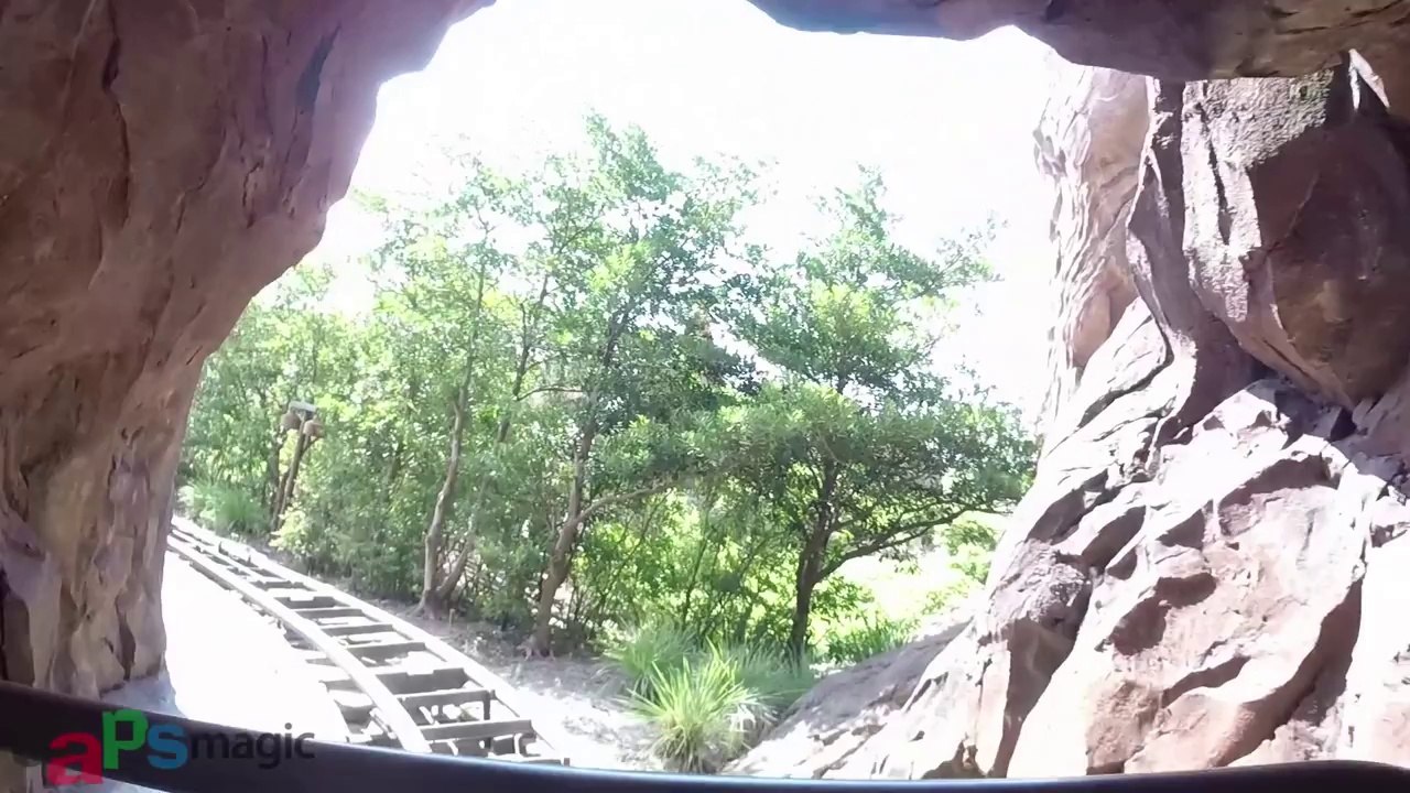 Expedition Everest POV - Animal Kingdom - Walt Disney World 2014