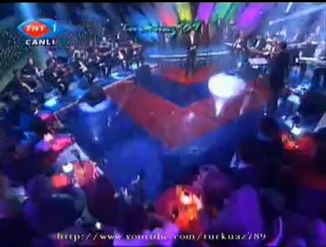 Yıldırım BEKÇİ-Yalan Gözlerin (Kalbimde Gizli Bir Sevgi Mi Arar)