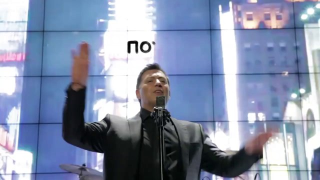 Νίκος Μακρόπουλος - Δε λέει Nikos Makropoulos - De leei - (Official ᴴᴰvideo clip) greek face