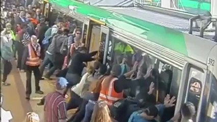 Commuter's Foot Get's Stuck between Train and Pavement