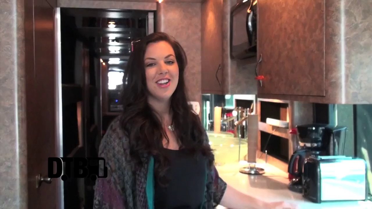 Krystal Keith - BUS INVADERS Ep. 663