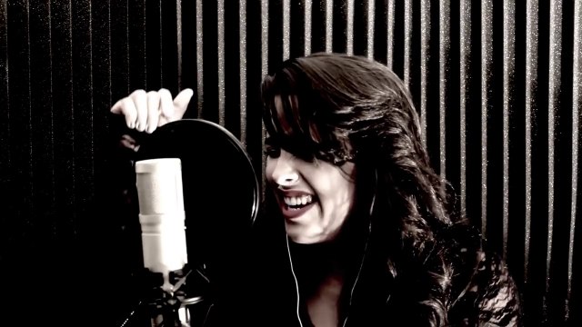 Nina Simone - Feeling Good (Cover by Carolina Isabel)