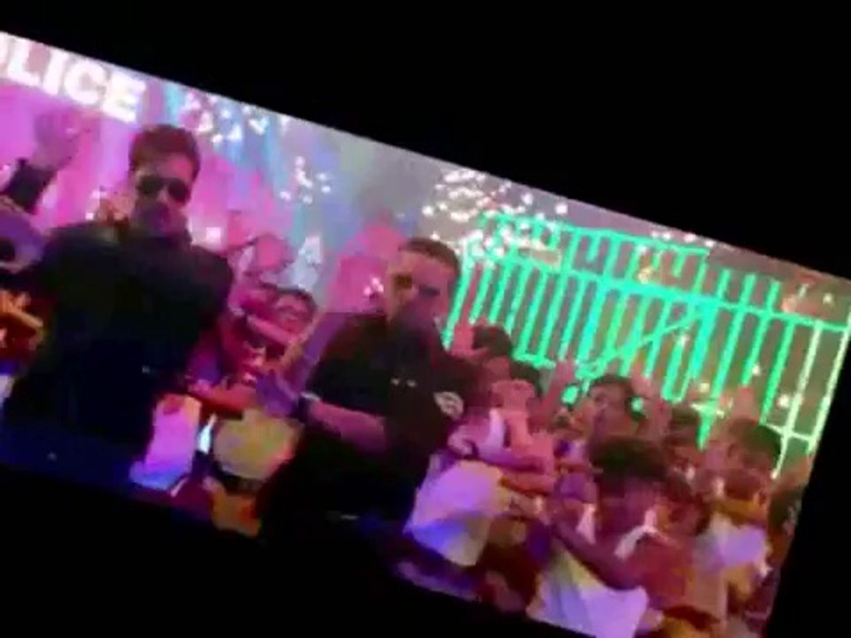 Aata Majhi Satakli  Singham Returns  Ajay Devgan  Kareena Kapoor  Yo Yo Honey Singh - 147 Entertainment