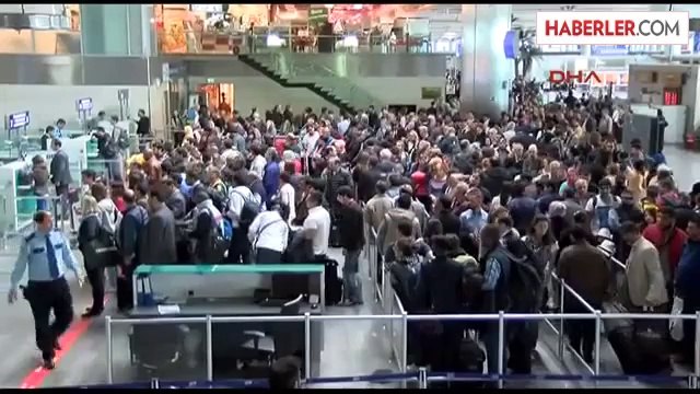 Atatürk Havalimanı'nda Biyometrik Otomatik Geçiş Denemesi 15 Gün İçinde Başlıyor