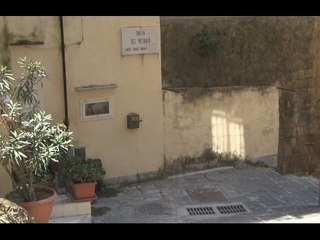 Napoli - Petizione per salvare la scalinata del Petraio (06.08.14)