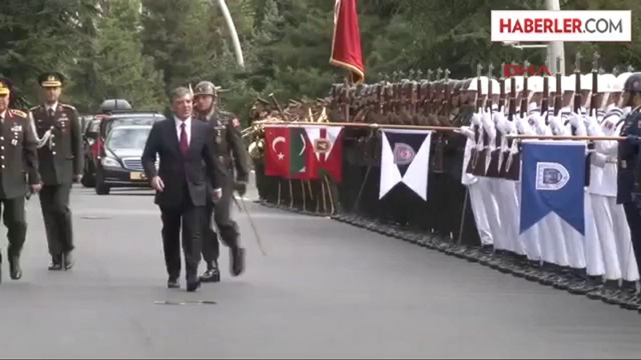 Cumhurbaşkanı Gül'den Genelkurmay Başkanı Orgeneral Özel'e Veda Ziyareti