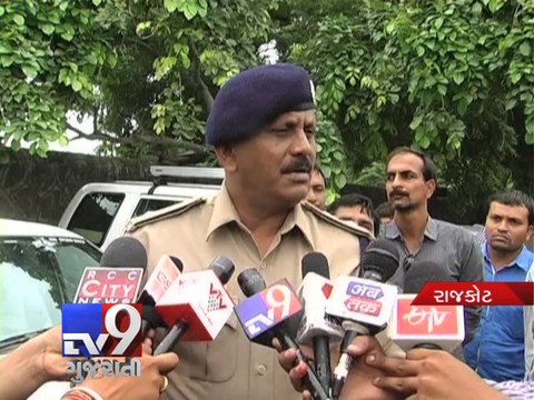 Two motorcycle-borne goons robbed businessman, Rajkot - Tv9 Gujarati