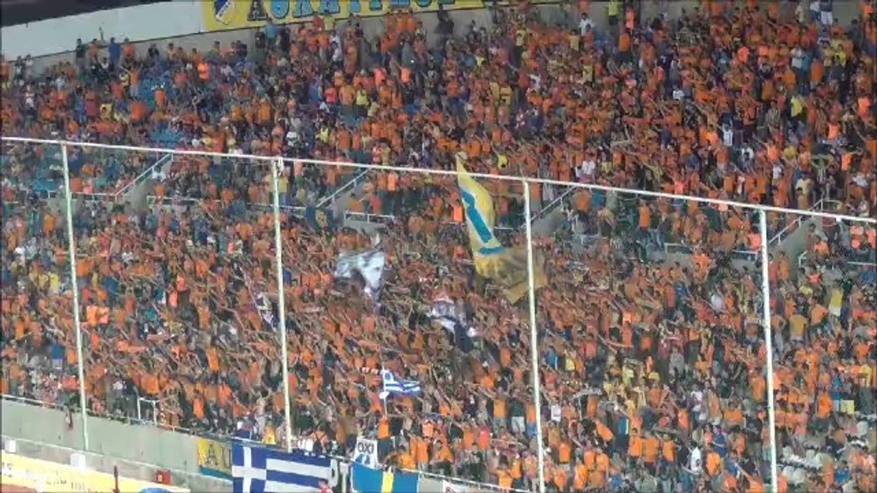 ΑΠΟΕΛ-Ελσίνκι-φίλαθλοι (18)