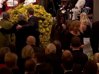 В Австралии скорбят по жертвам крушения Бинга