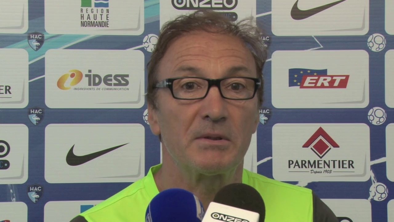 Avant HAC - GFC Ajaccio, interview d'Erick Mombaerts