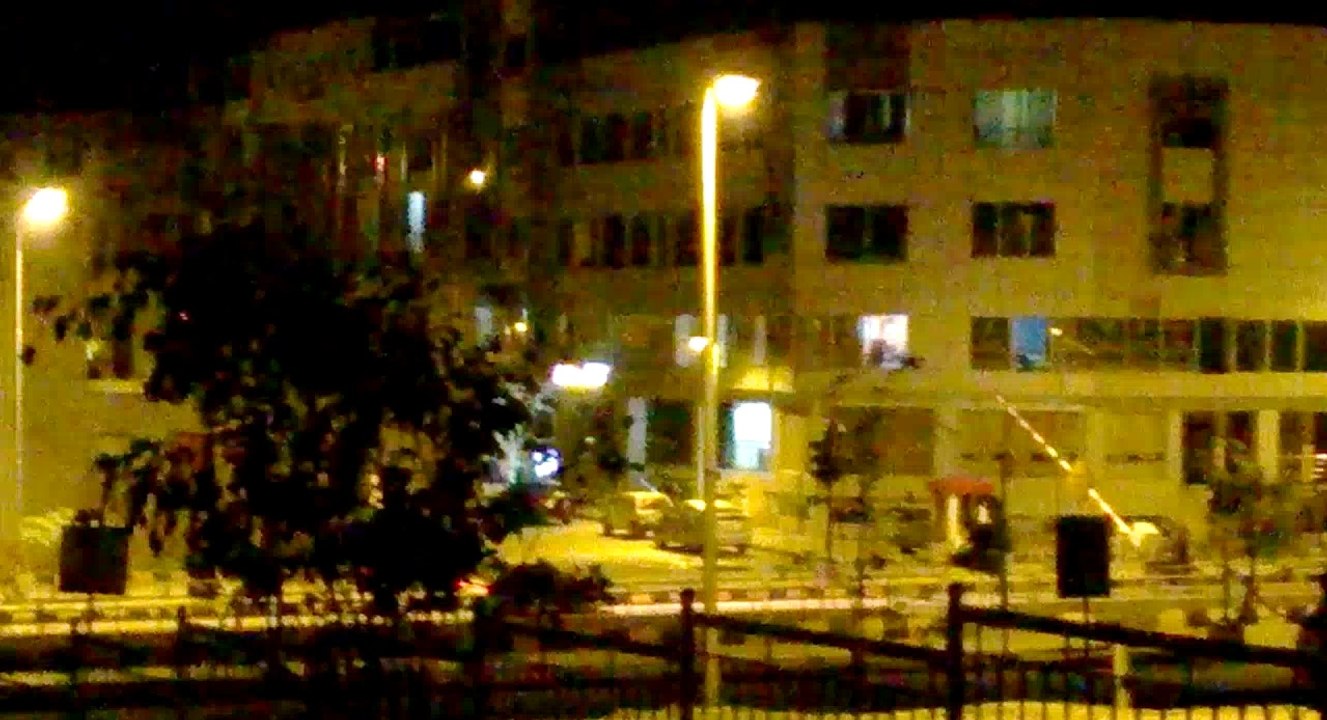 Night view sample nokia lumia 720 with full ZOOM(8x) (kashif iqbal naul) with nokia camera