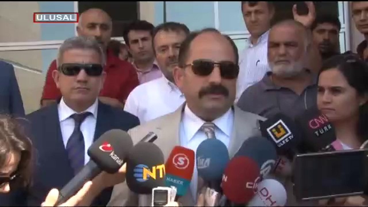 hem Öz'ü hem de HSYK'yı hedef aldı