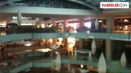 Beylikdüzü'nde Ki Alışveriş Merkezinde Yağmur 2