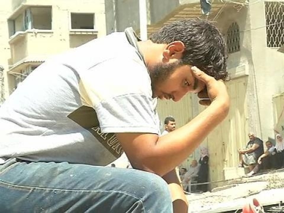 REPORTAGE - Chujaya dévasté par les bombardements