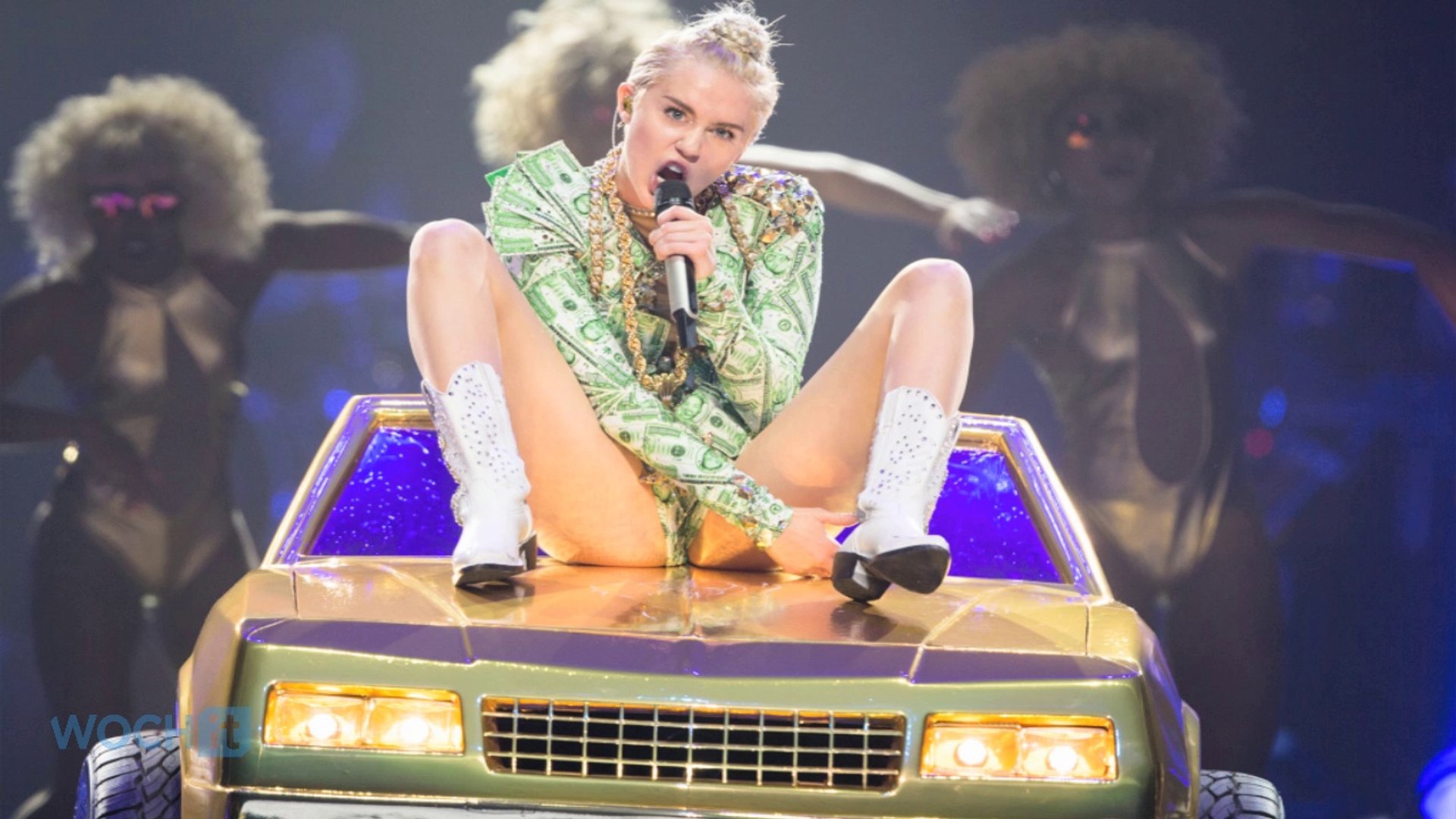 Miley Cyrus' BANGERZ Special Has Got NBC In Hot Water With The FCC! What Did They Expect?
